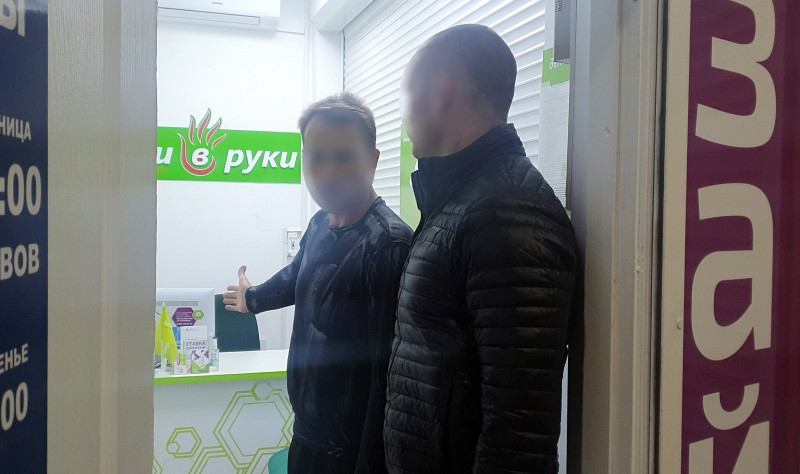 На крымском курорте поймали грабителя офиса микрозаймов