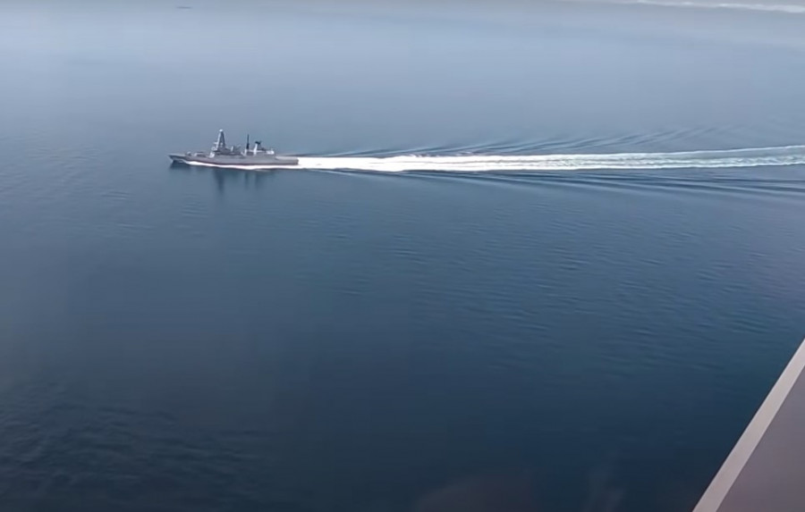 «Агенты 007 уже не те»: на остановке нашли секретные документы о задаче британского эсминца у Крыма